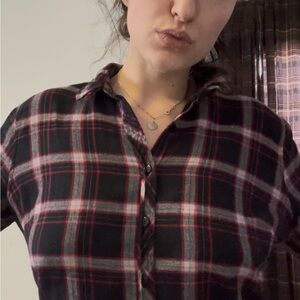 Northern Reflections Black and Red Plaid Button Down Shirt